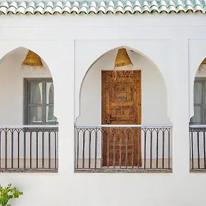 48 & Riad Marrakesh